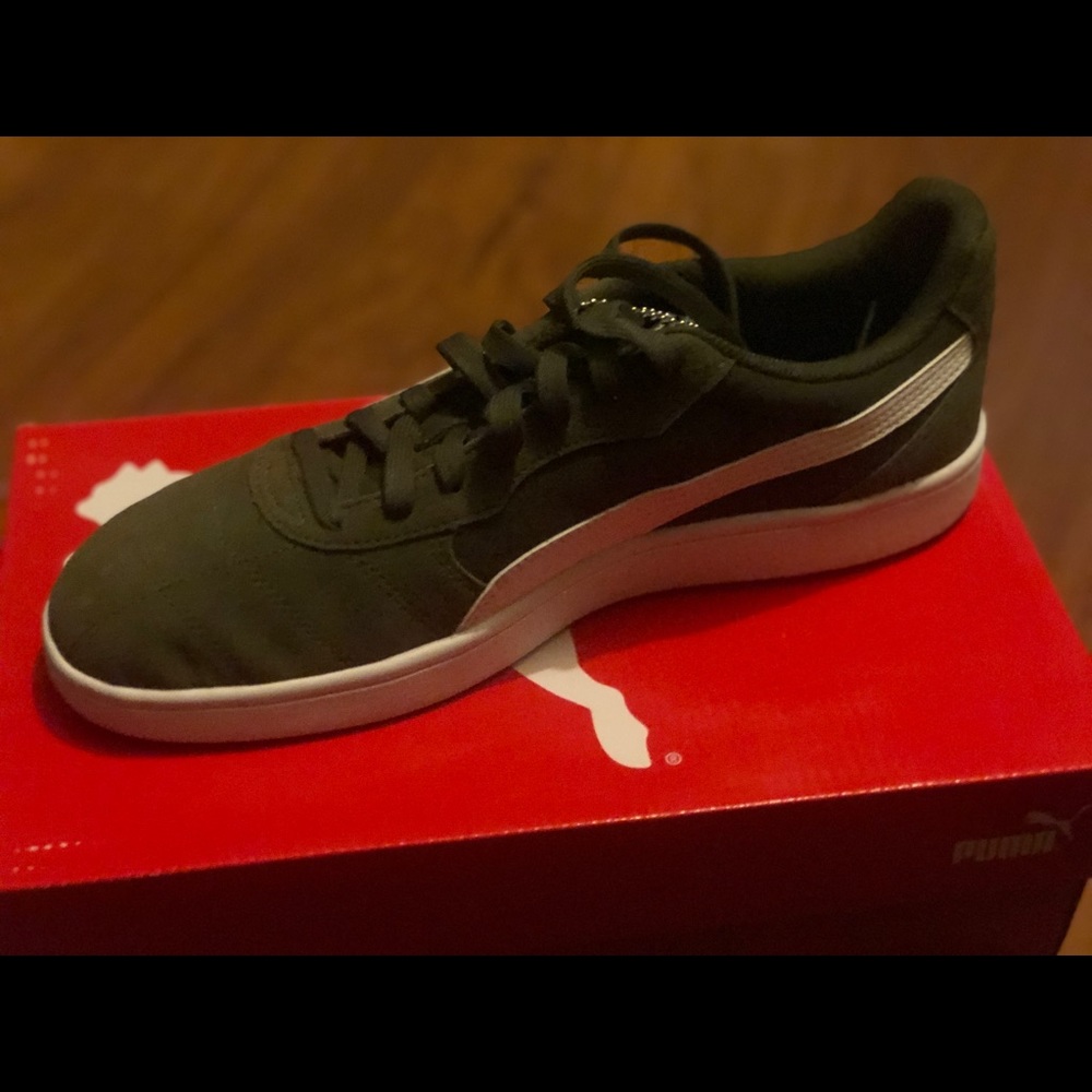Puma - Picture 3 of 3